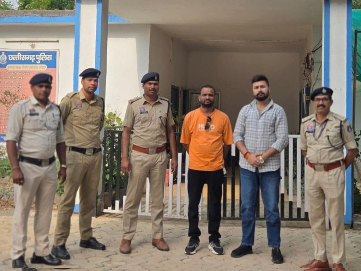 केबल चोरों पर खरोरा पुलिस का शिकंजा, सोलर प्रोजेक्ट से चोरी का पर्दाफाश; 5 आरोपी गिरफ्तार